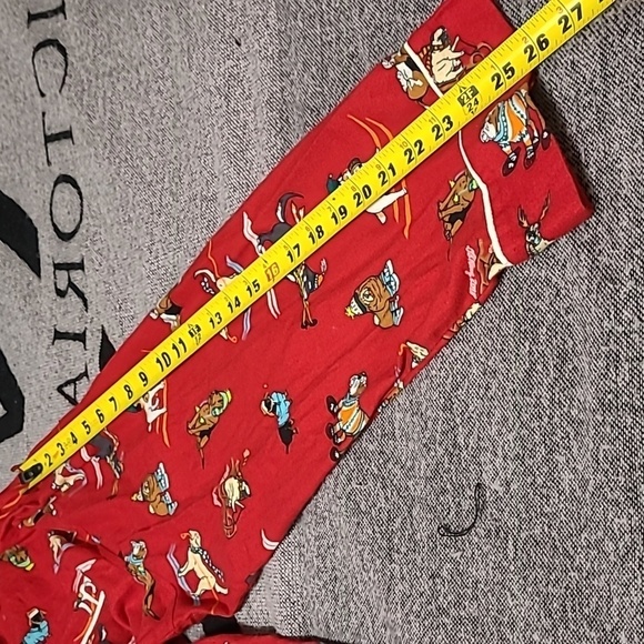 OLD NAVY Pajamas, XXL, 2018 Dogs, Red, 2pc, Top & Pants, Flannel - Picture 13 of 16